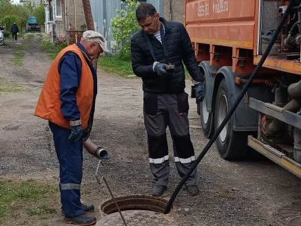 Работаем даже в праздники!