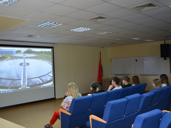 В  «Водоканале»  прошло профориентационное мероприятие для школьников