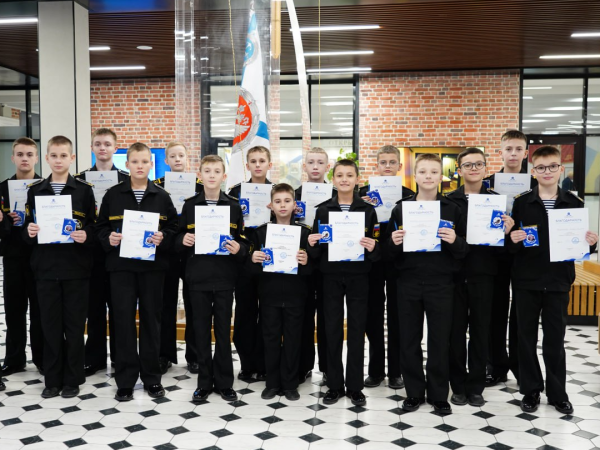 Делимся фотографиями с награждения участников конкурса рисунков «Водоканал глазами детей. 80 лет спустя»!