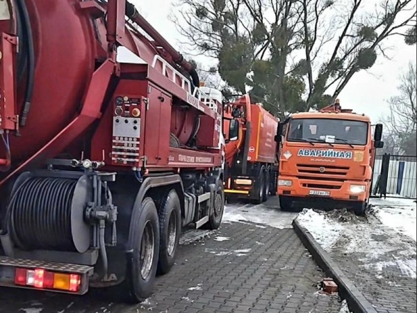 Аварийная служба Водоканала работает круглосуточно!