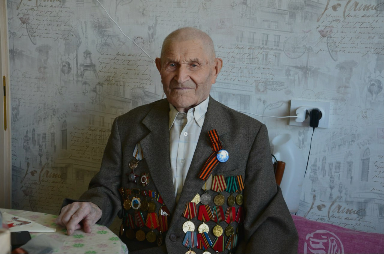 Поздравление ветеранов Великой Отечественной войны в преддверии главного праздника