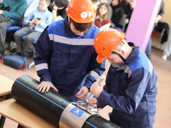 Более 1000 школьников Калининградской области уже приняло участие в рамках проекта «Классный Профи-Тур»! 