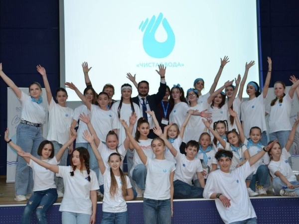 Коллектив областного «Водоканала» поздравляет с Днём добровольца! 