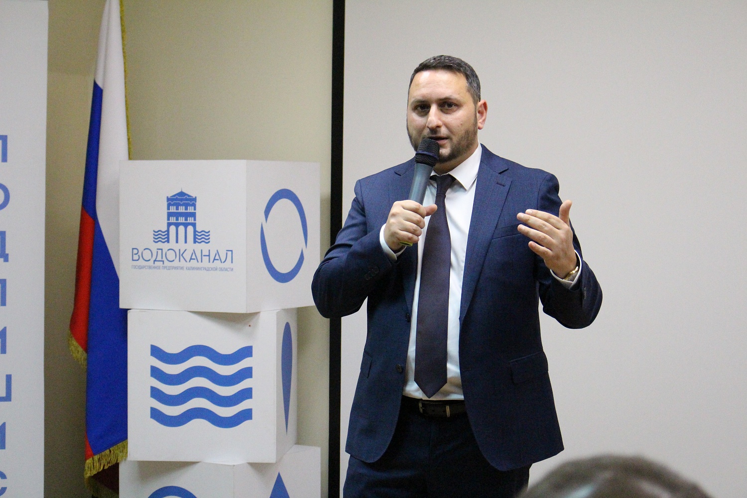 В областном «Водоканале» состоялась традиционная встреча коллектива предприятия с директором Арменом Мурадянцем.