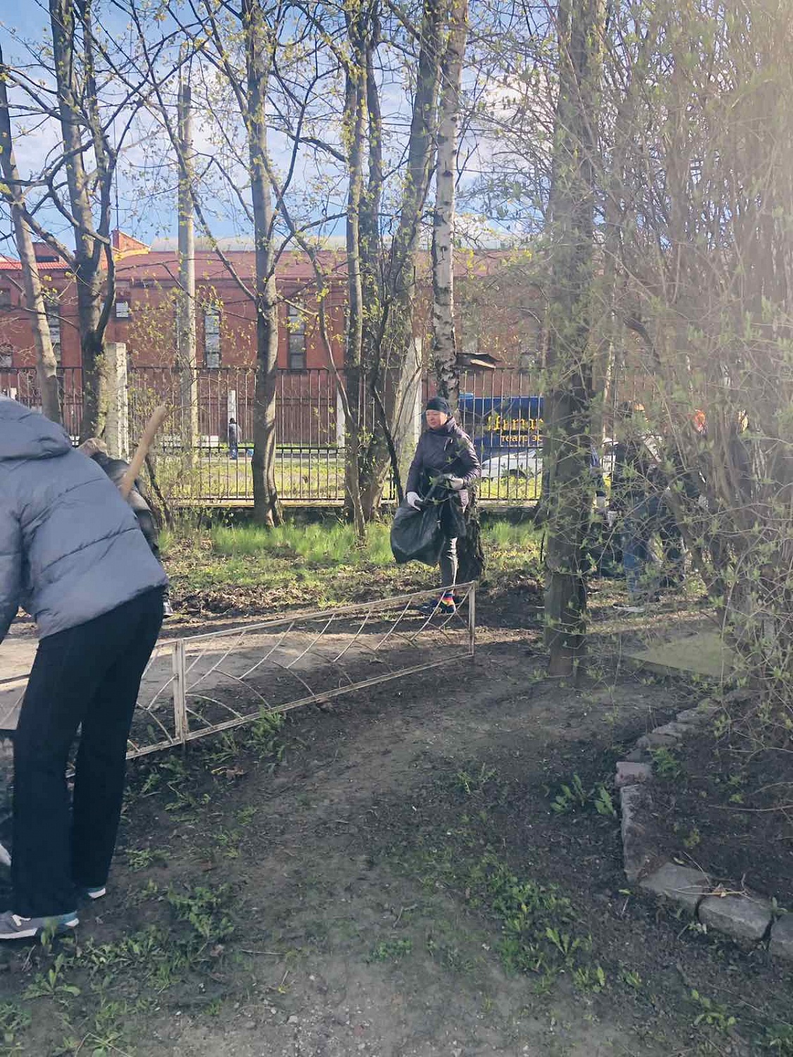 Субботник для сотрудников калининградского Водоканала...