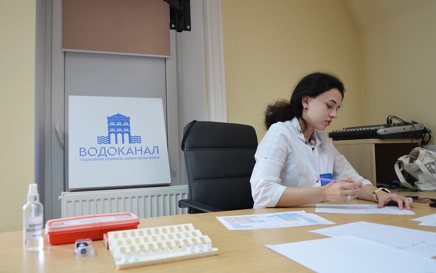 Сегодня сотрудники "Водоканала" получили иммунитет от гриппа перед сезонным подъемом заболеваемости