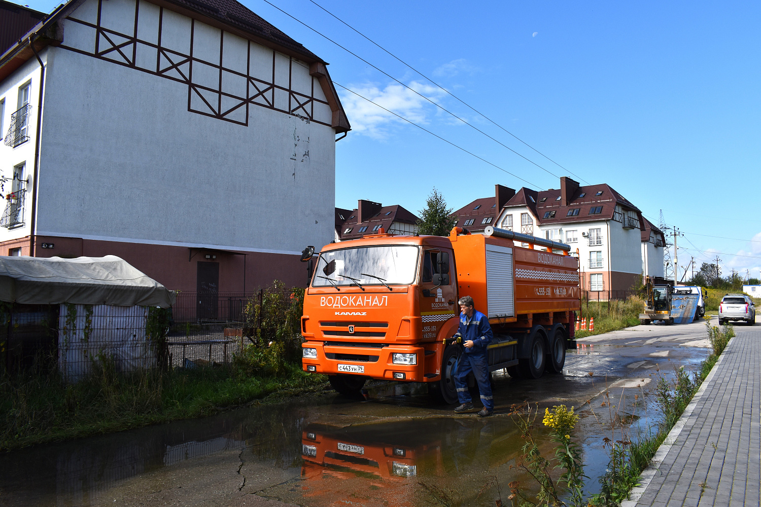 «Водоканал» по поручению губернатора помог жителям Малого Васильково избежать коммунальной аварии