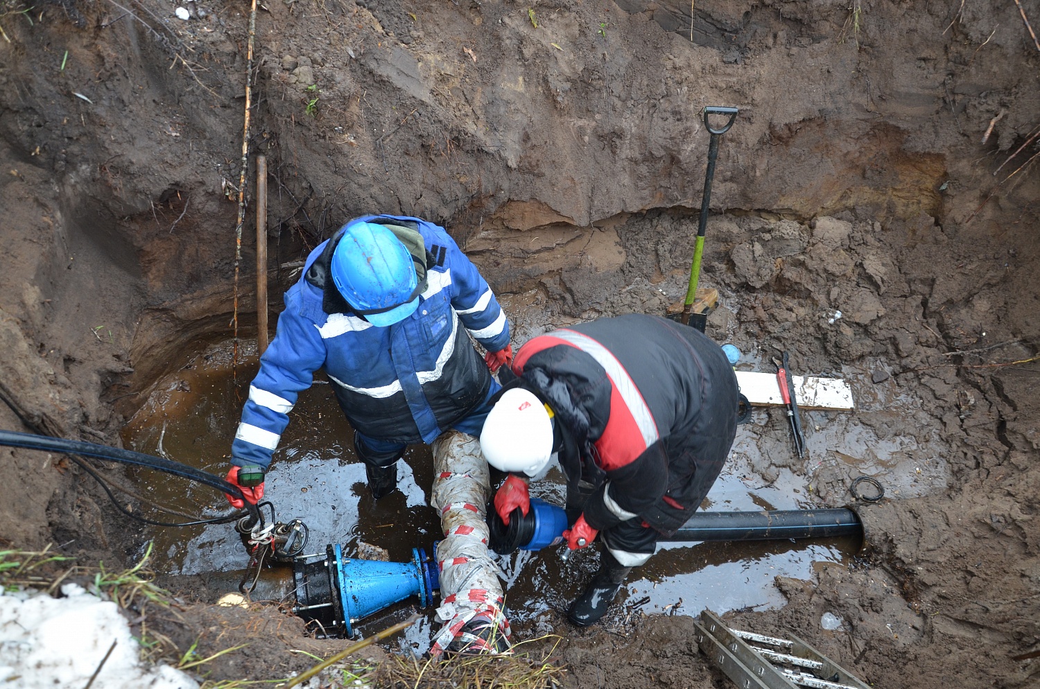 В Ладушкине заменили 70 метров трубопровода 