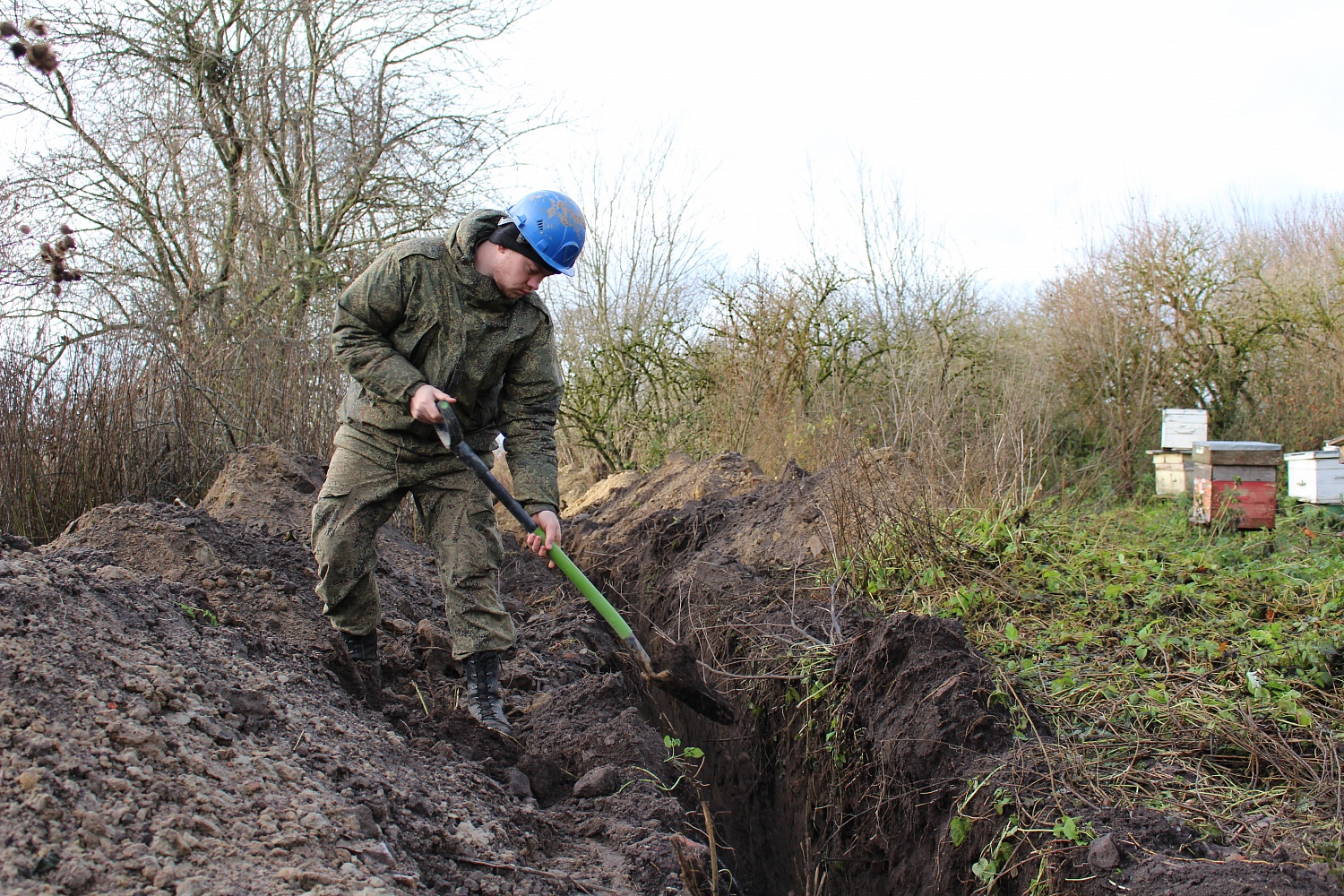 Замена 150 метров трубопровода в поселке Мостовое Черняховского района